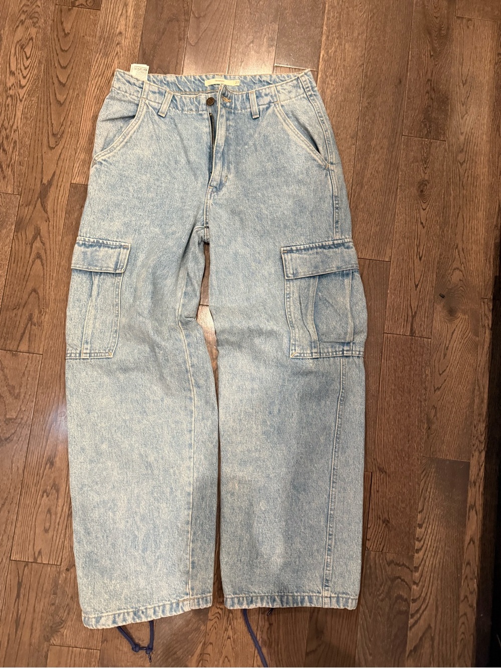 Levi’s ‘94 baggy jeans